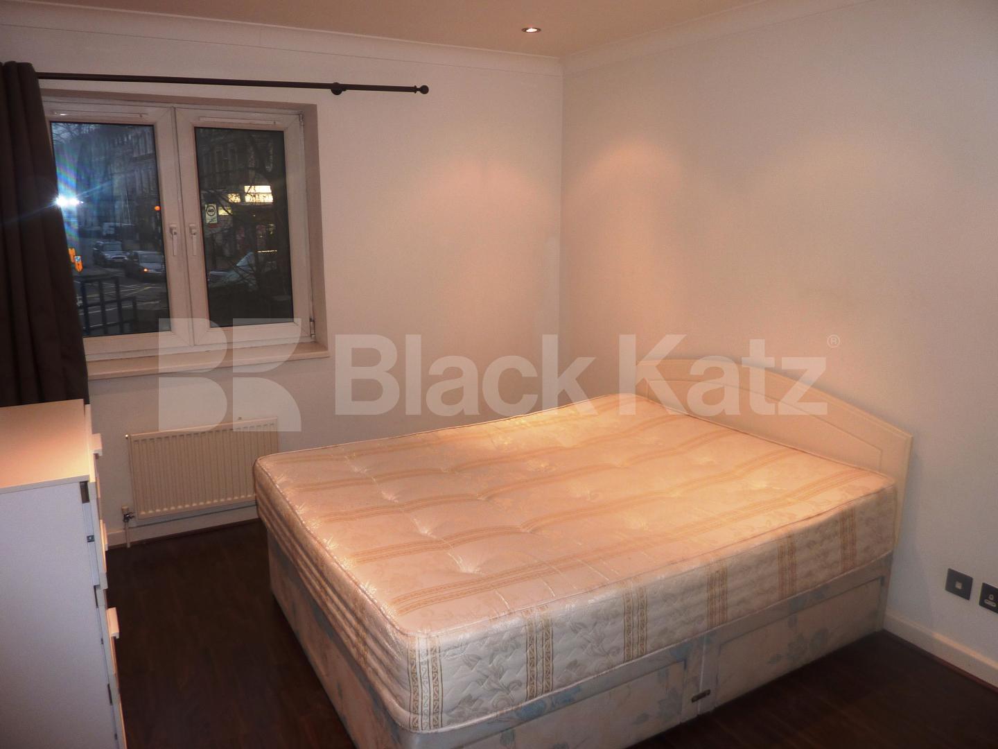 			NEW INSTRUCTION!, 1 Bedroom, 1 bath, 1 reception Flat			 Admiral Walk, MAIDA VALE